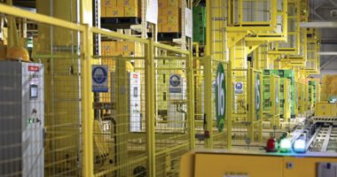 Explore the Intelligent Warehouse of Master Kong